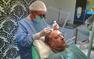 Haartransplantation bei PHAEYDE Klinik Ungarn